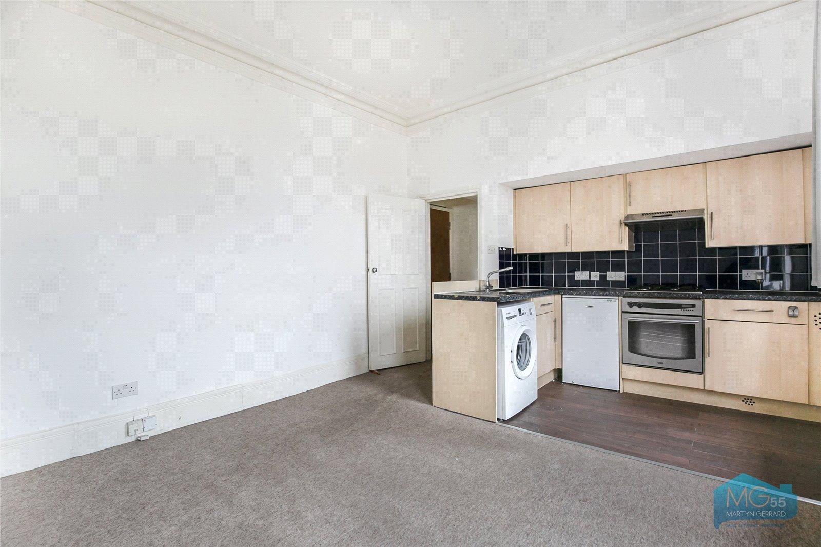 1 bedroom End of Terrace House to rent - Martyn Gerrard