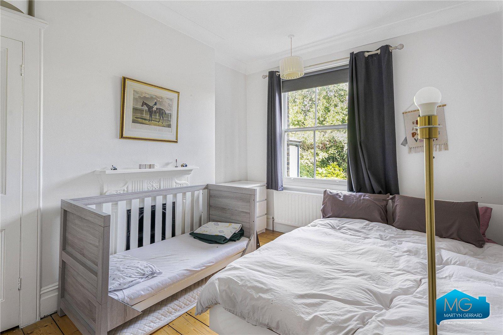 4 bedroom Terraced House to rent - Martyn Gerrard