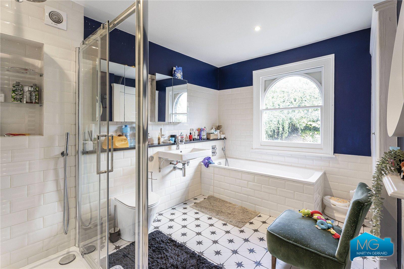 4 bedroom Terraced House to rent - Martyn Gerrard
