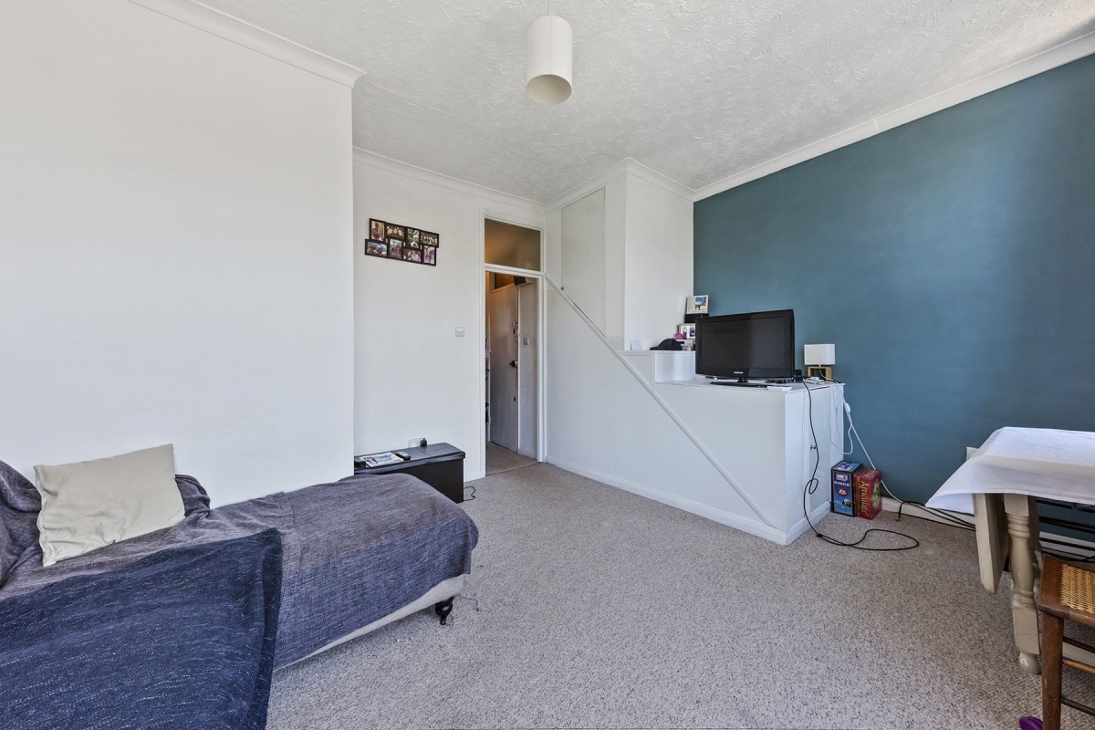 1 bedroom Apartment to rent - Martyn Gerrard