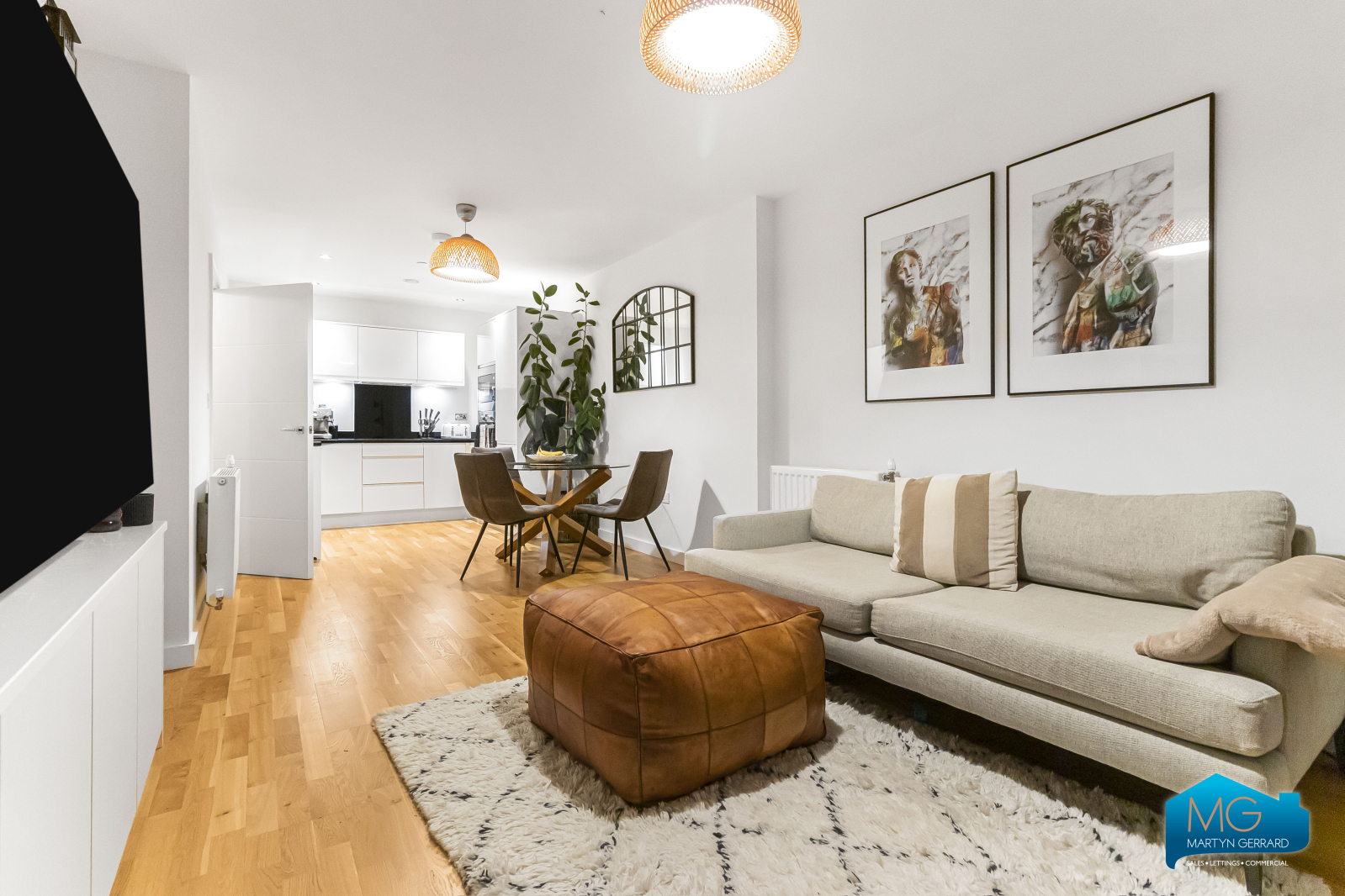 1 bedroom Apartment to rent - Martyn Gerrard