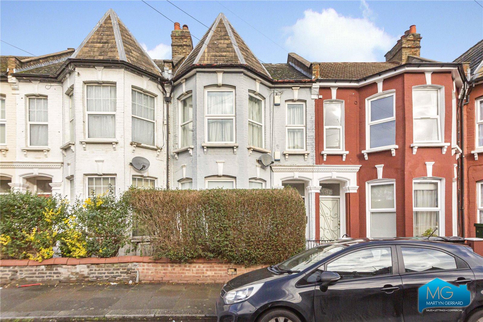 2 bedroom Ground Floor Flat to rent - Martyn Gerrard