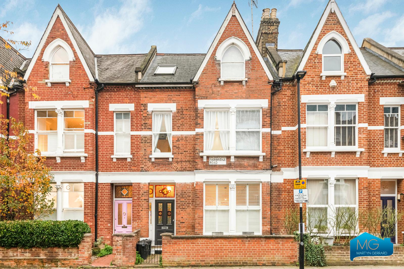2 bedroom Apartment to rent - Martyn Gerrard