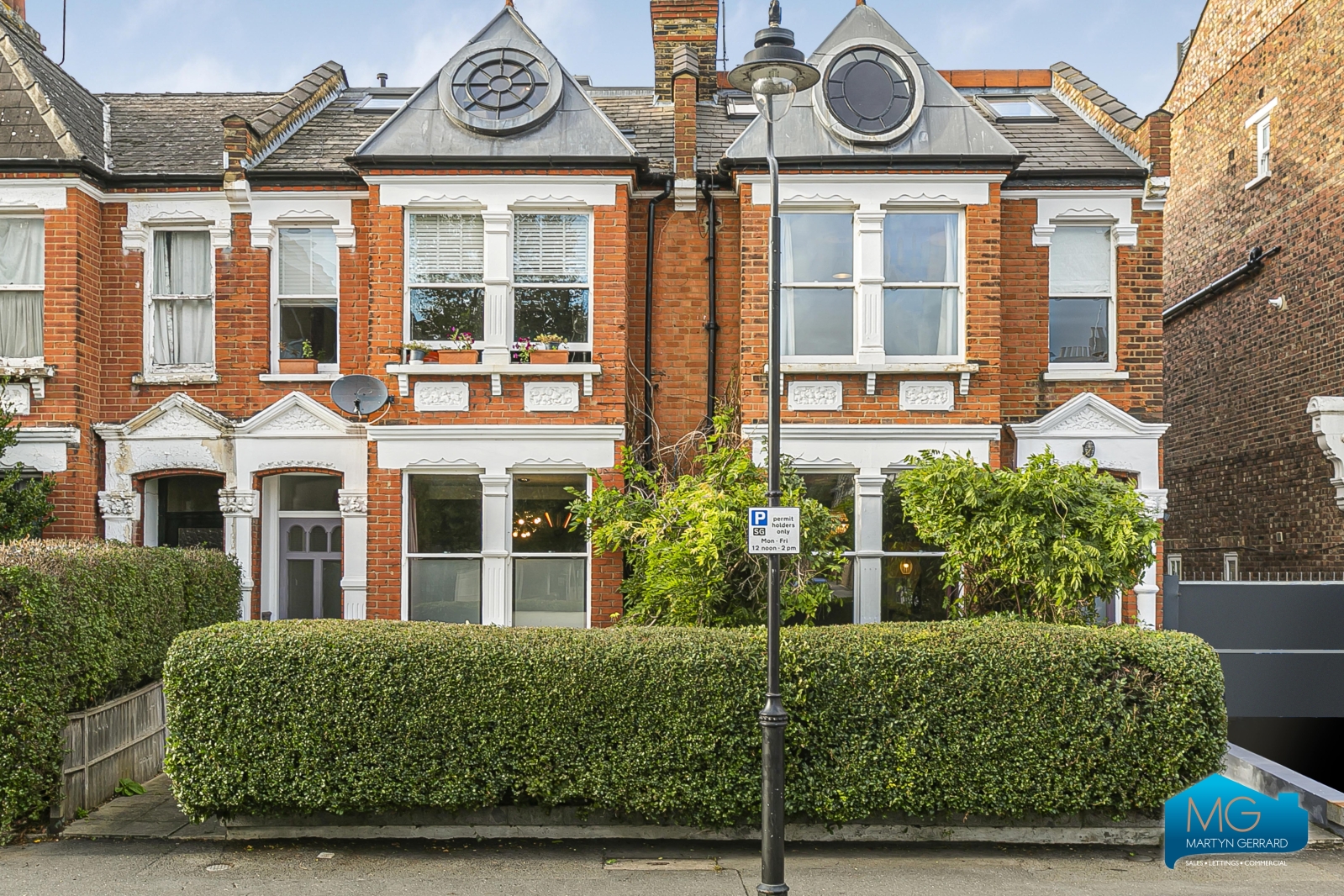 Weston Park, Crouch End, London, N8+  - Martyn Gerrard