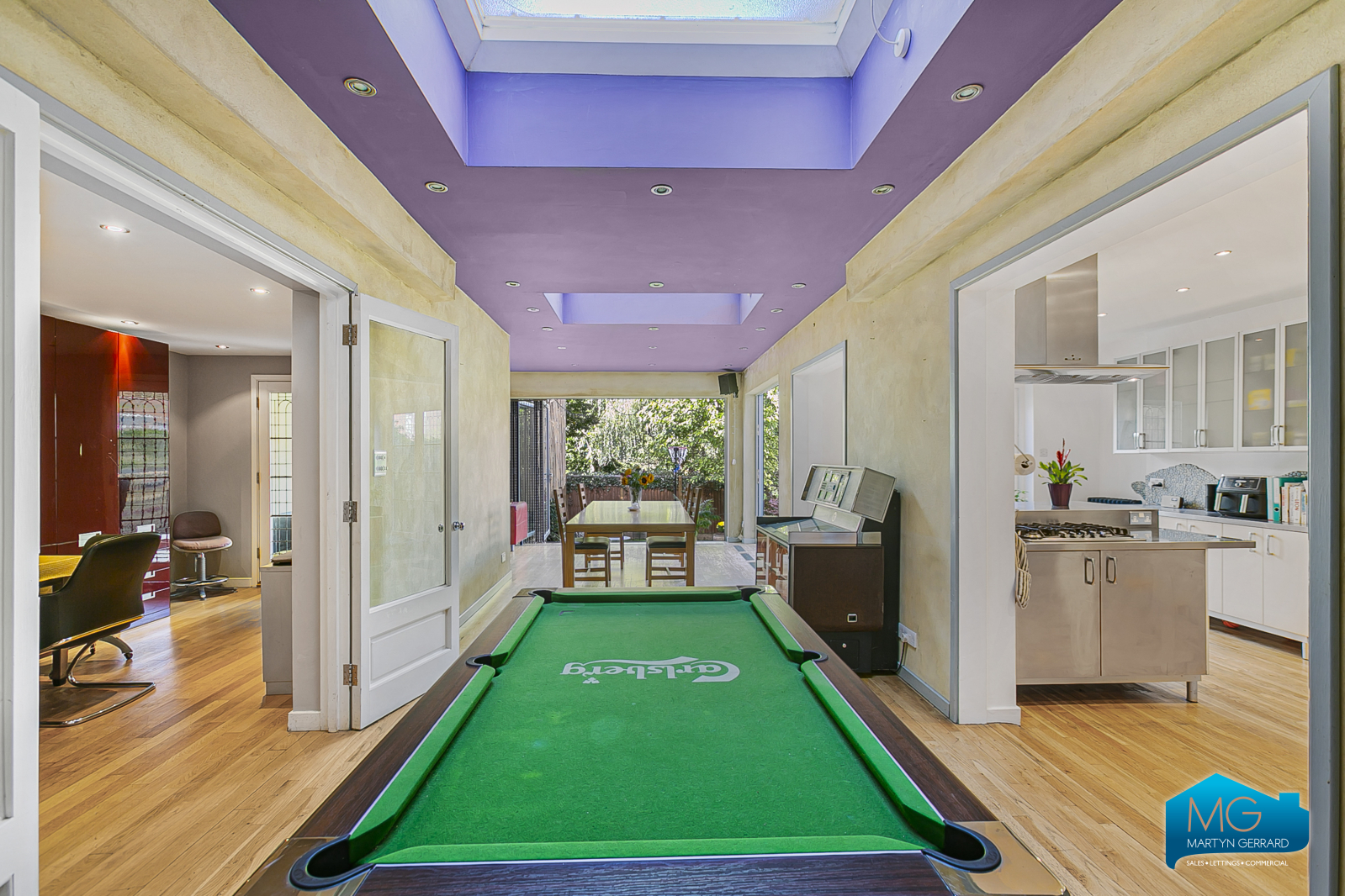 5 bedroom End of Terrace House to rent - Martyn Gerrard