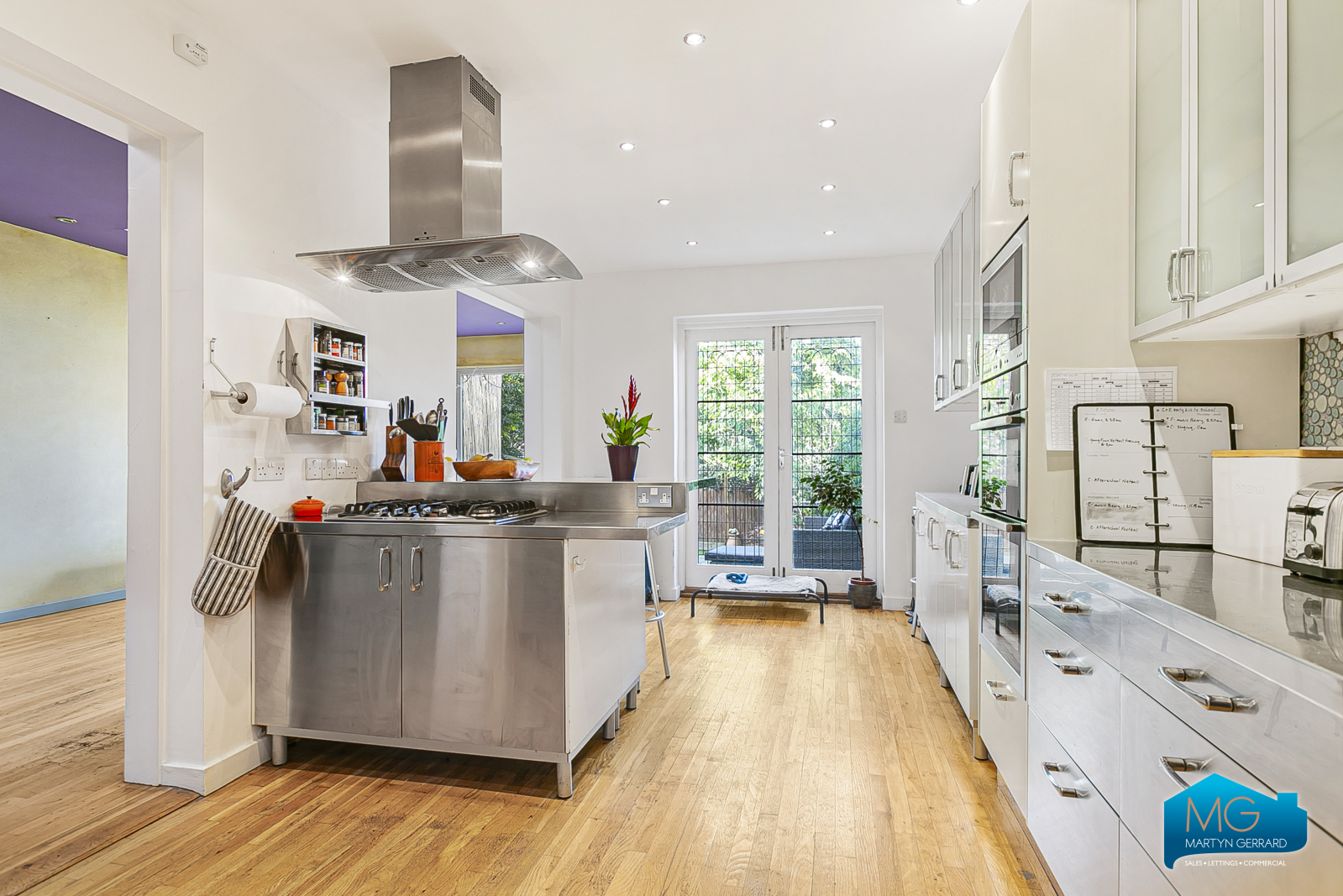 5 bedroom End of Terrace House to rent - Martyn Gerrard