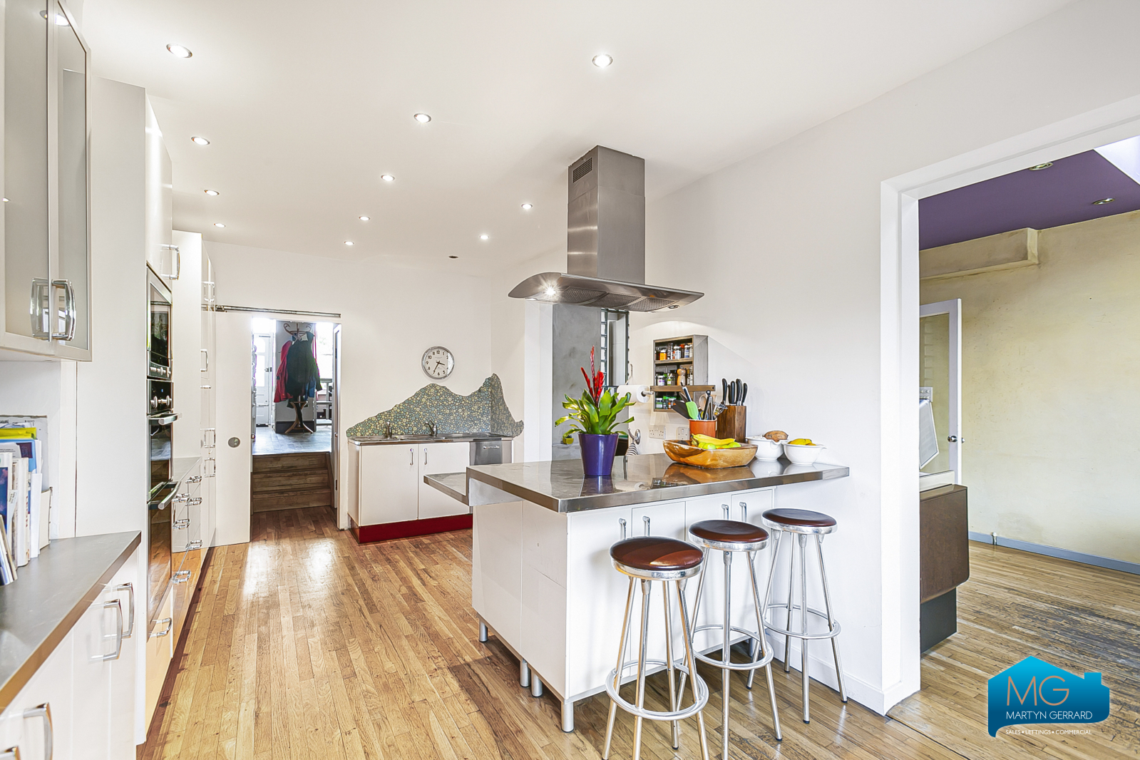 5 bedroom End of Terrace House to rent - Martyn Gerrard