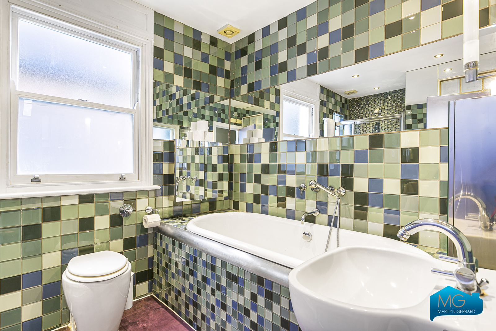 5 bedroom End of Terrace House to rent - Martyn Gerrard
