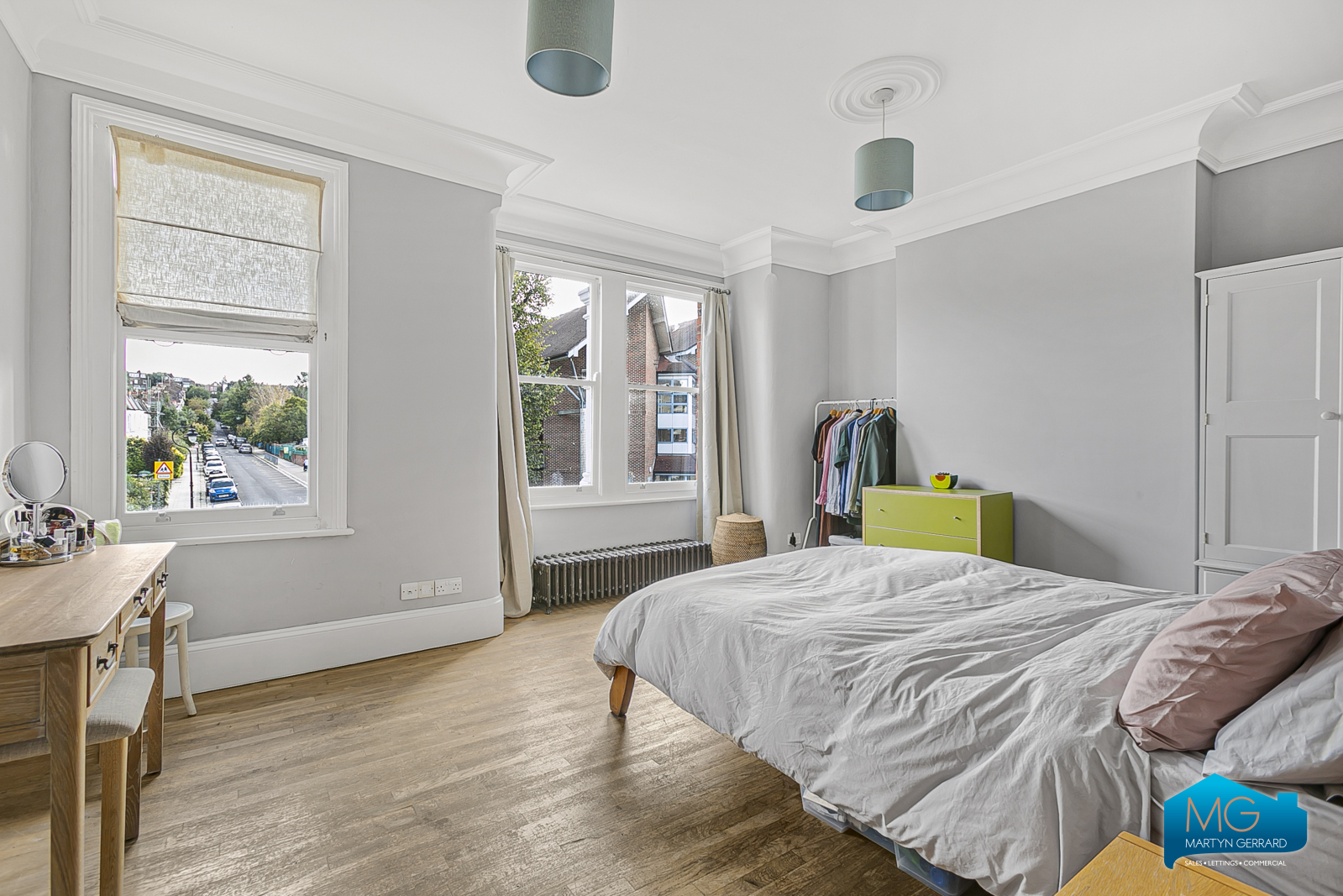 5 bedroom End of Terrace House to rent - Martyn Gerrard