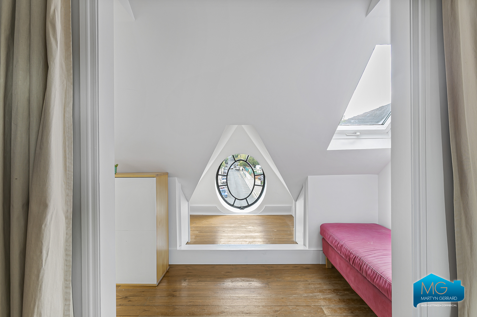 5 bedroom End of Terrace House to rent - Martyn Gerrard