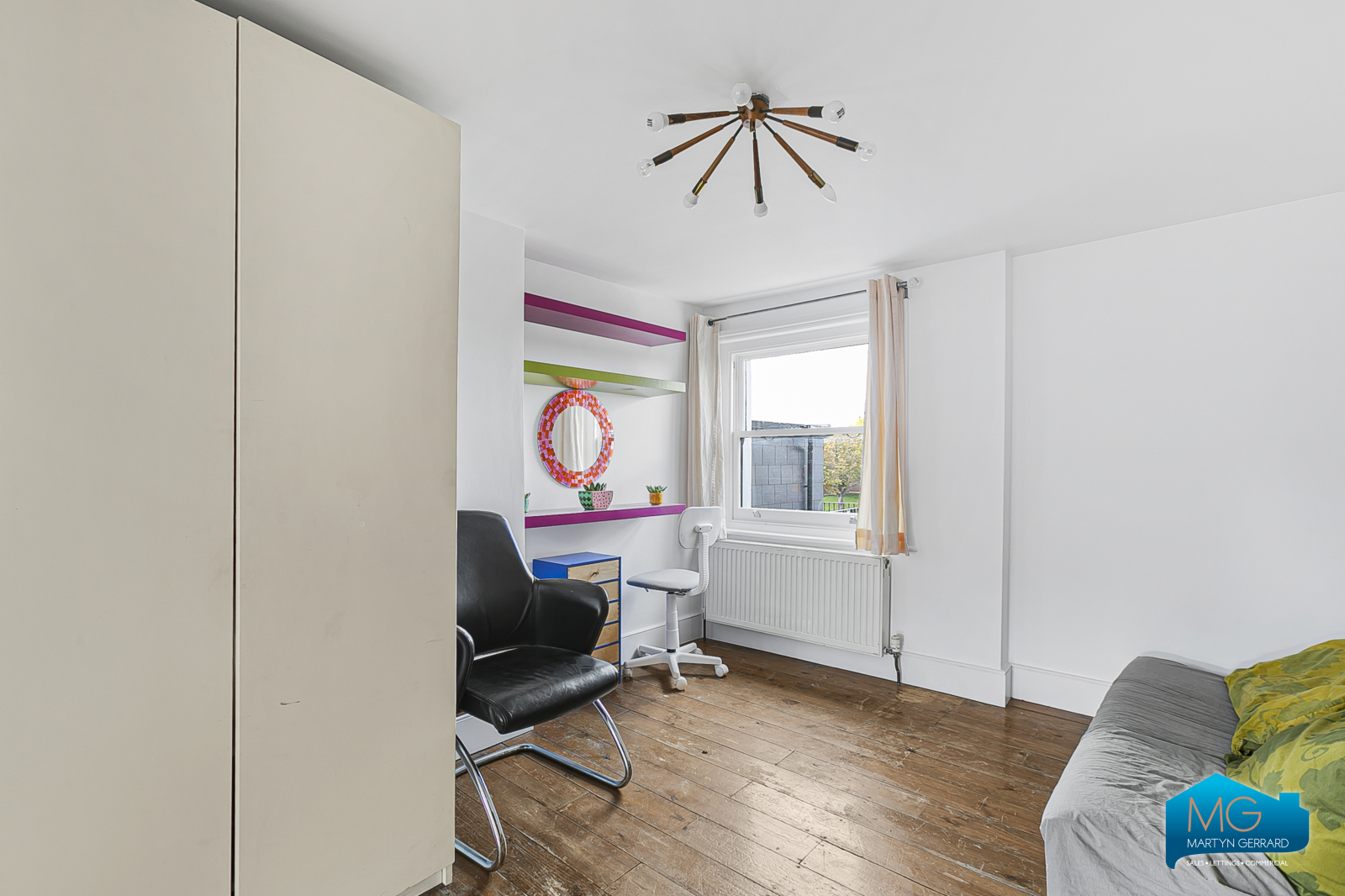 5 bedroom End of Terrace House to rent - Martyn Gerrard