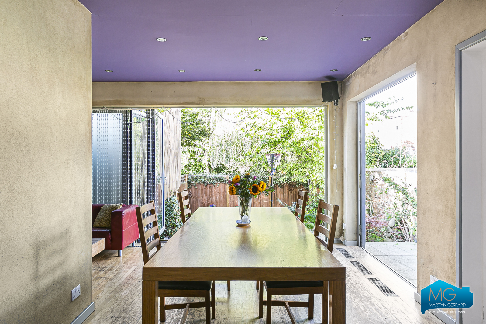5 bedroom End of Terrace House to rent - Martyn Gerrard