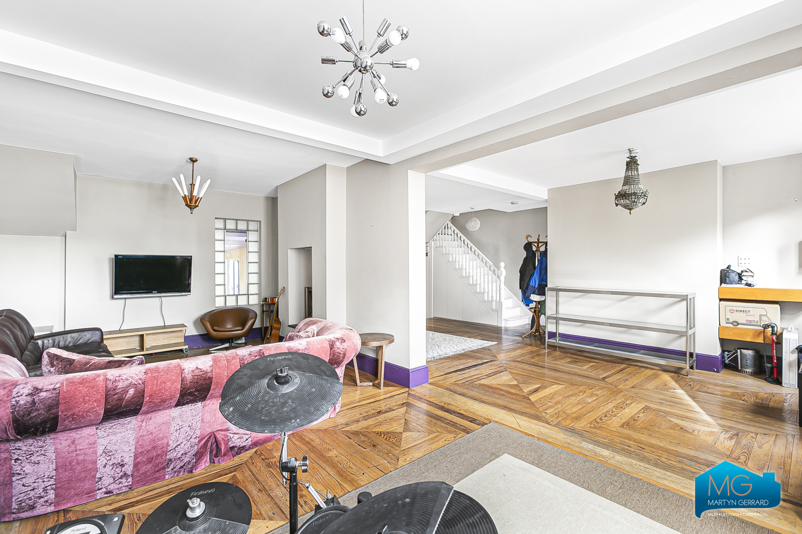 Weston Park, Crouch End, London, N8+  - Martyn Gerrard