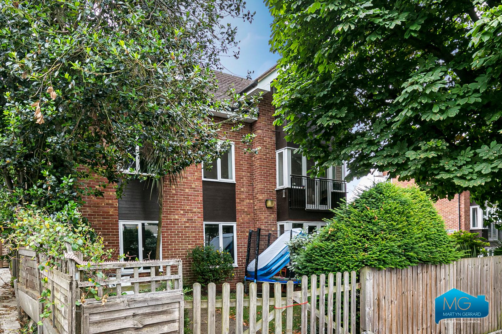 1 bedroom Apartment to rent - Martyn Gerrard