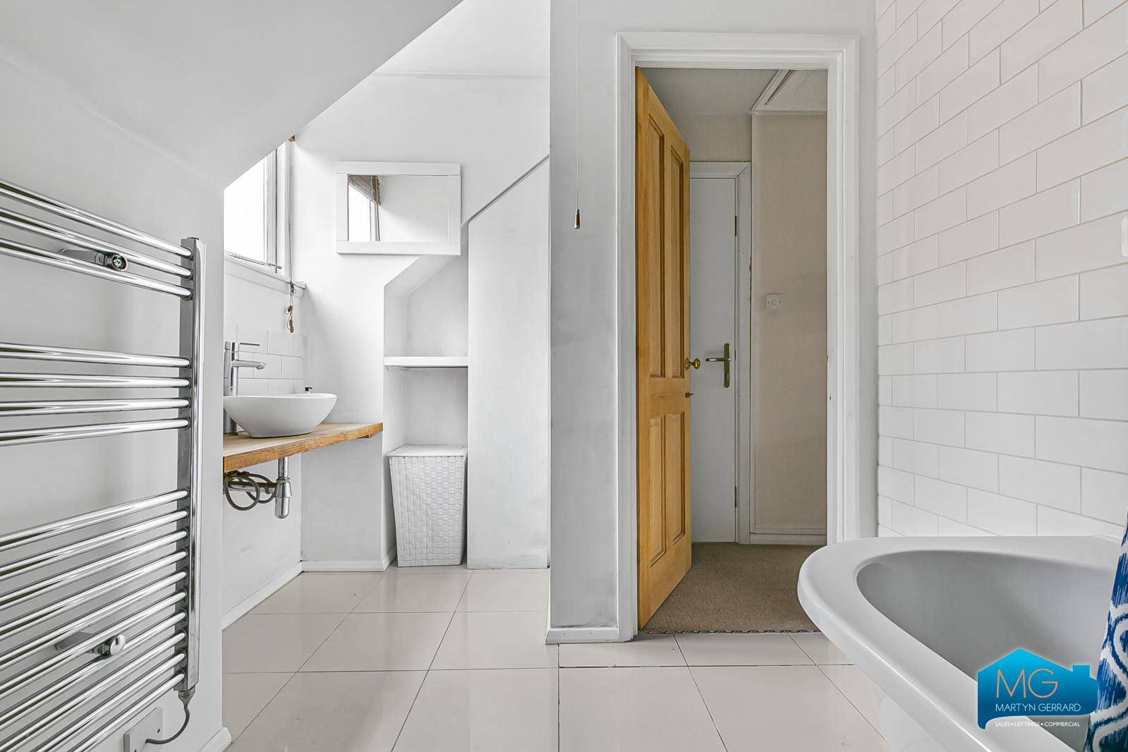 1 bedroom Apartment to rent - Martyn Gerrard