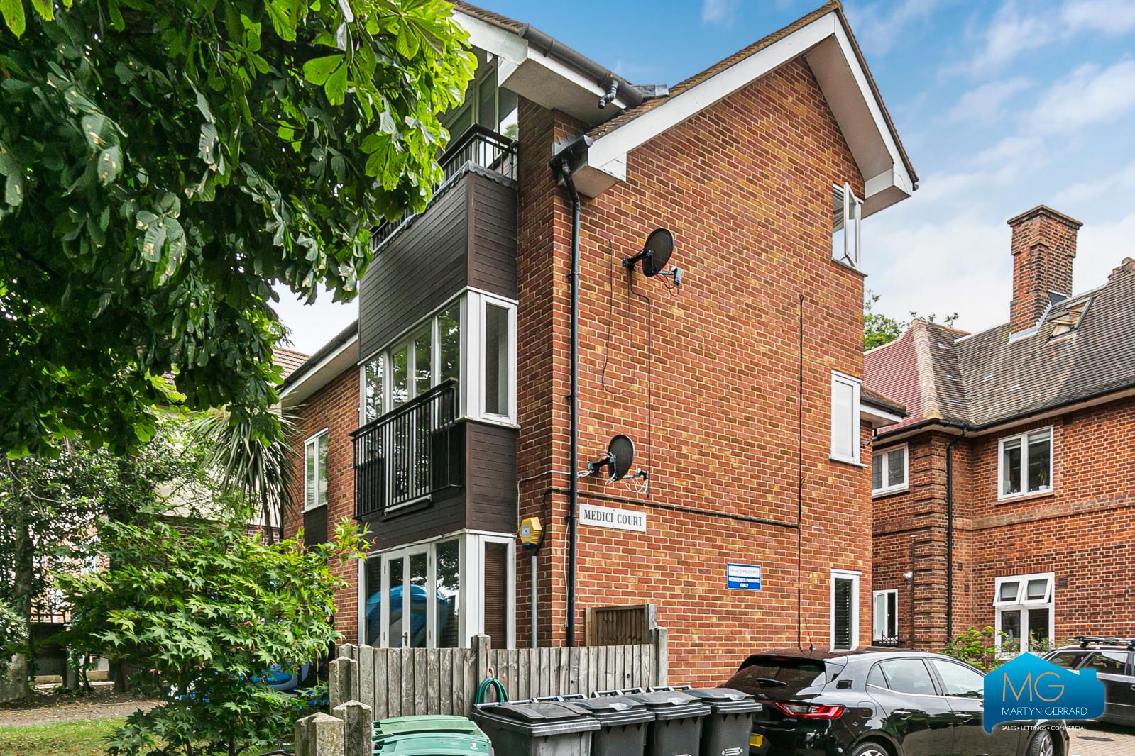 1 bedroom Apartment to rent - Martyn Gerrard