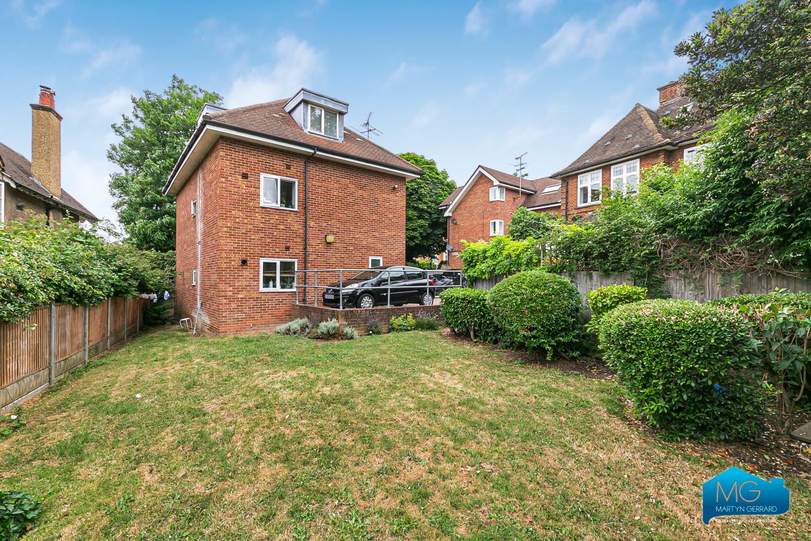 1 bedroom Apartment to rent - Martyn Gerrard