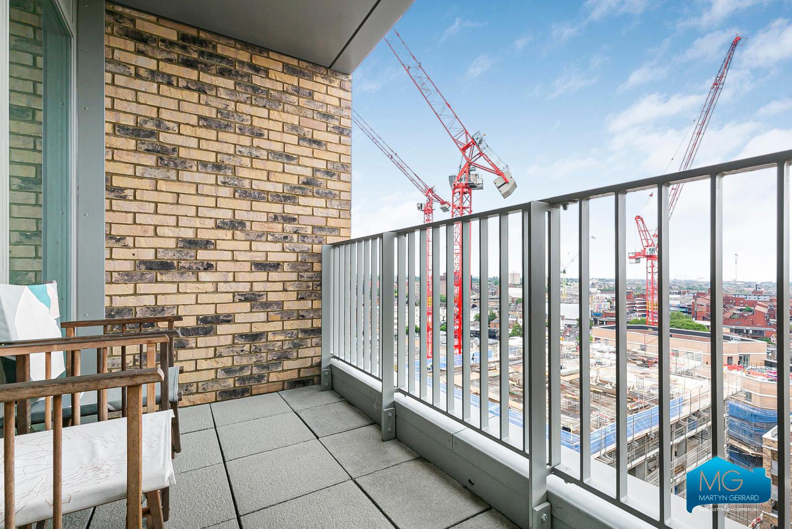 1 bedroom Apartment to rent - Martyn Gerrard