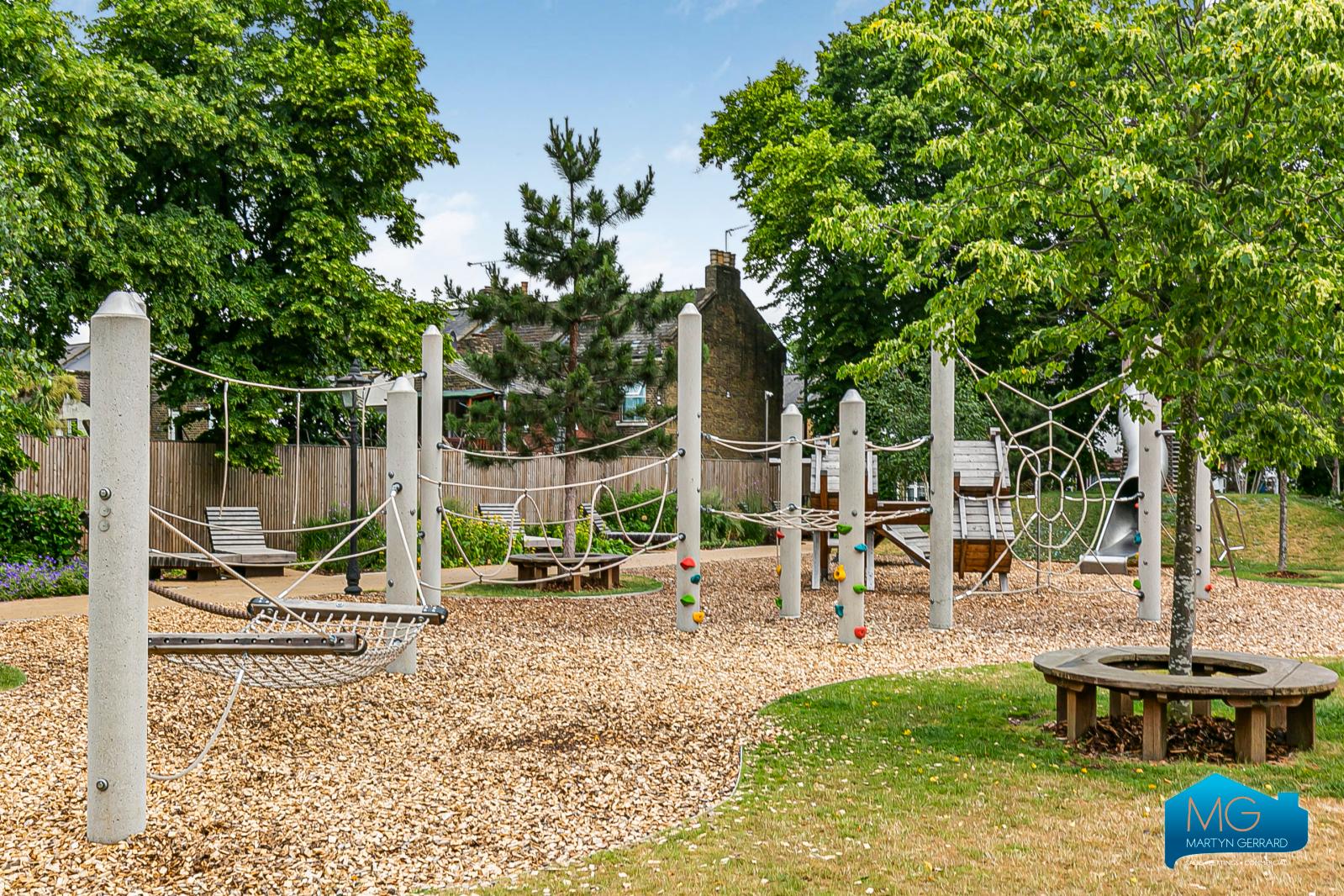 1 bedroom Apartment to rent - Martyn Gerrard