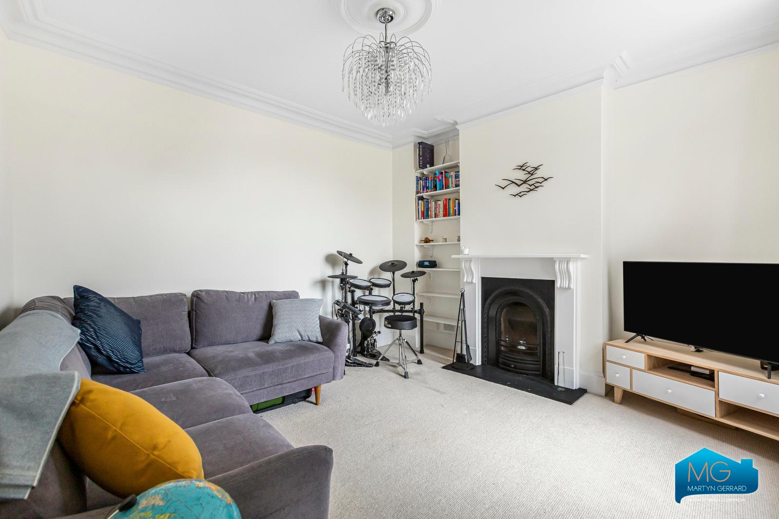 1 bedroom Apartment to rent - Martyn Gerrard