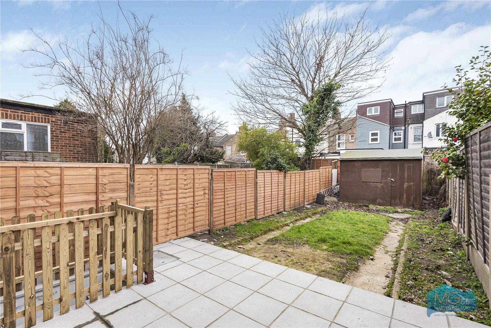 4 bedroom Terraced House to rent - Martyn Gerrard