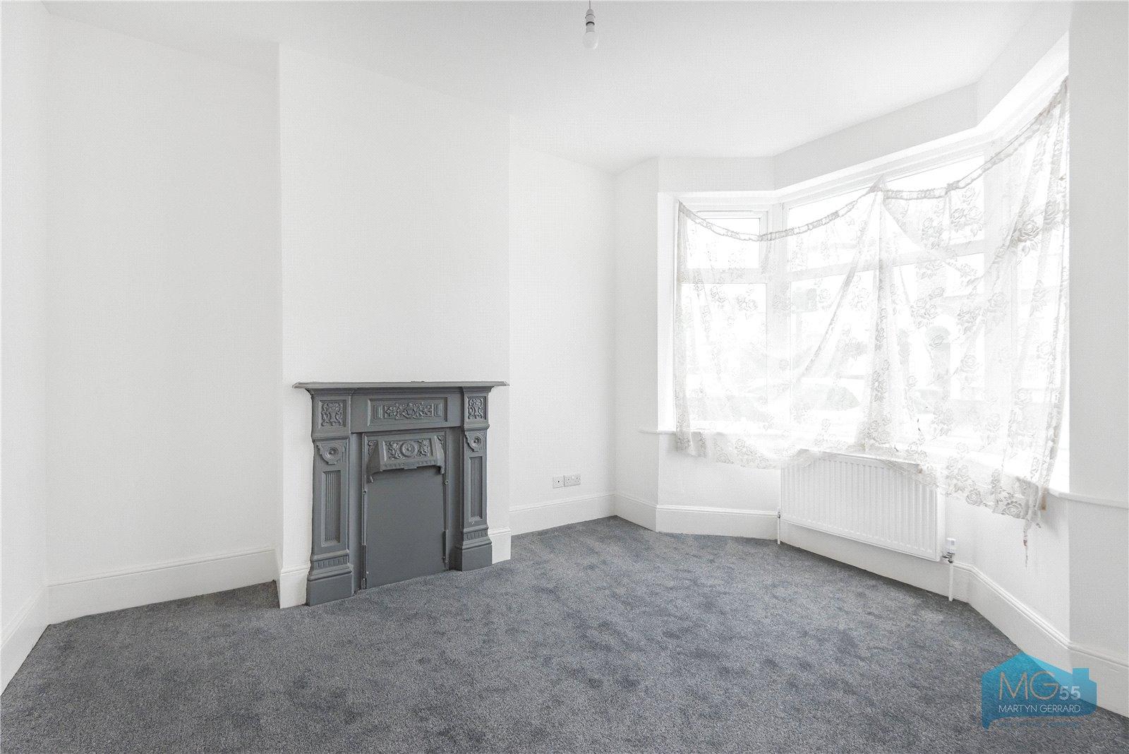 4 bedroom Terraced House to rent - Martyn Gerrard