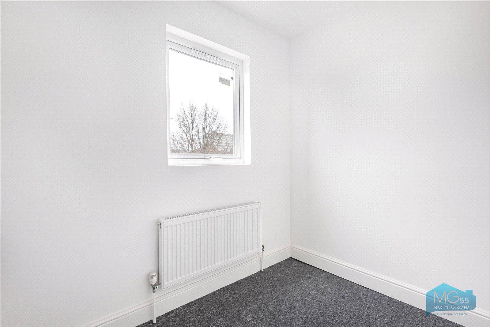 4 bedroom Terraced House to rent - Martyn Gerrard