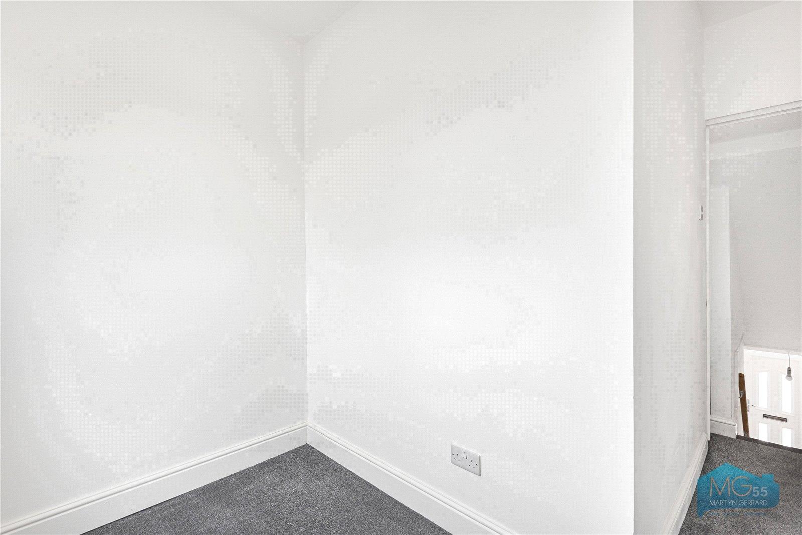 4 bedroom Terraced House to rent - Martyn Gerrard