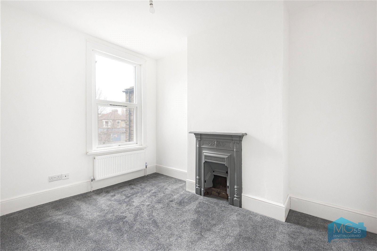 4 bedroom Terraced House to rent - Martyn Gerrard