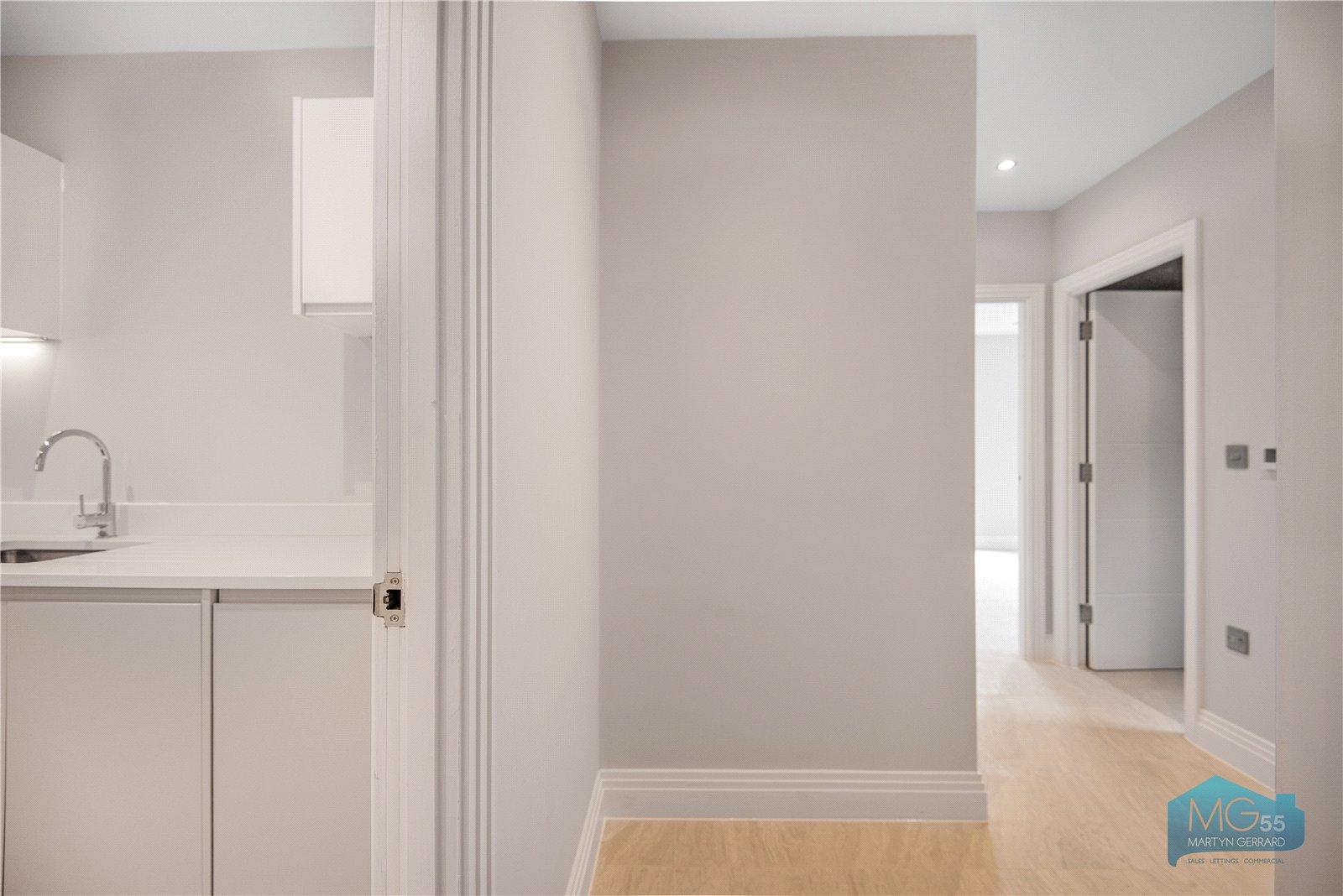 1 bedroom Apartment to rent - Martyn Gerrard