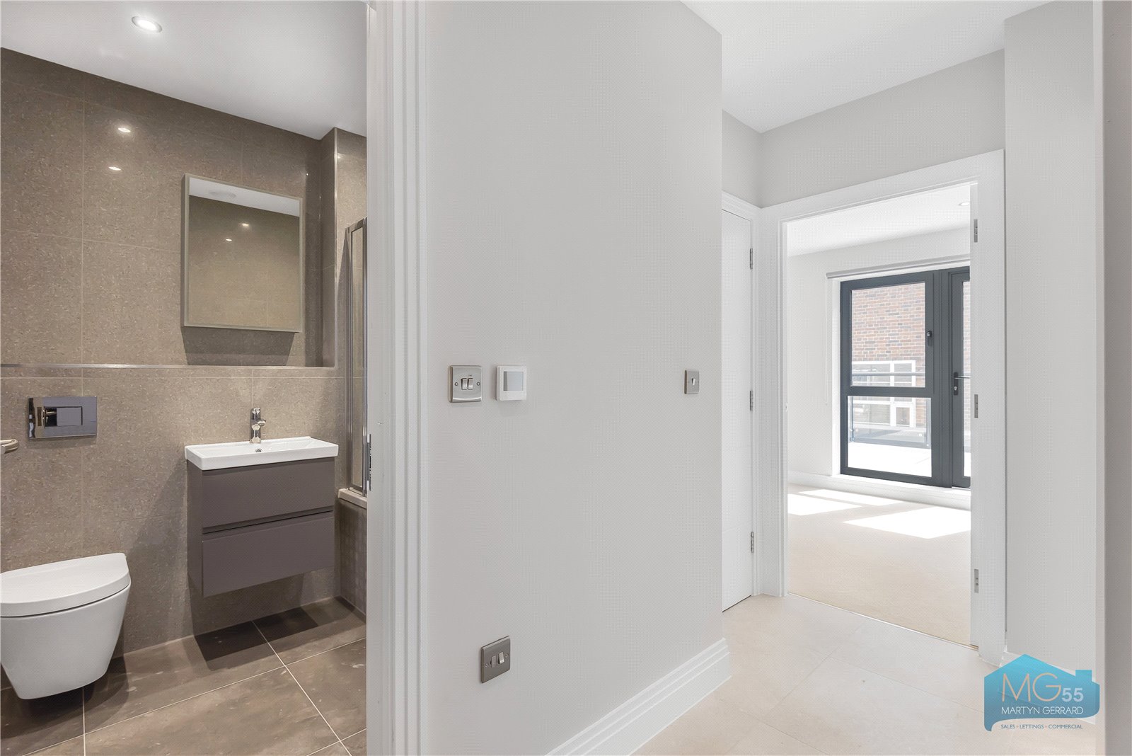 1 bedroom Apartment to rent - Martyn Gerrard
