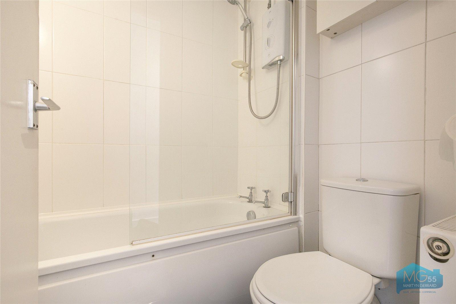 2 bedroom Apartment to rent - Martyn Gerrard