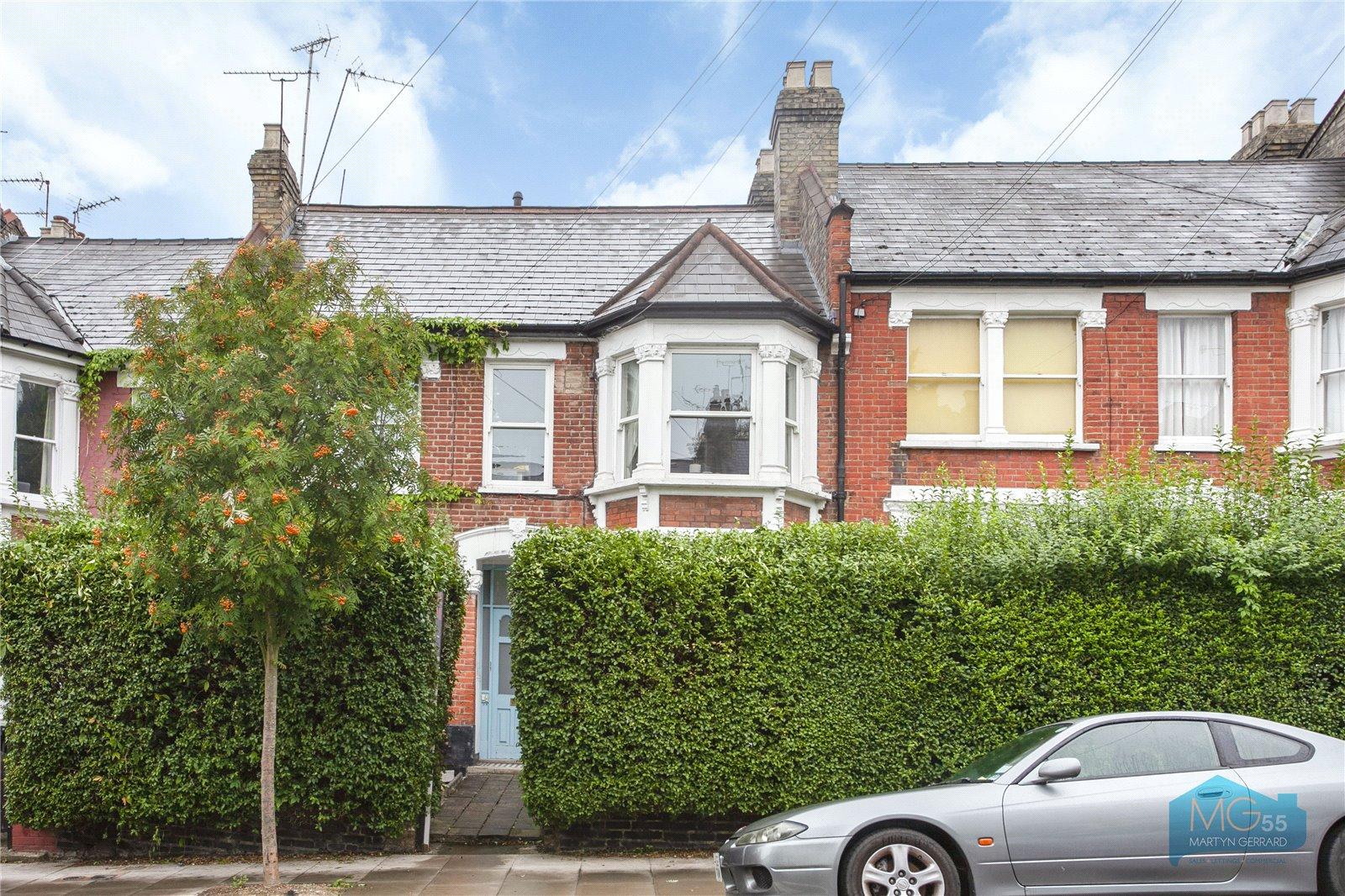 1 bedroom Ground Floor Flat to rent - Martyn Gerrard