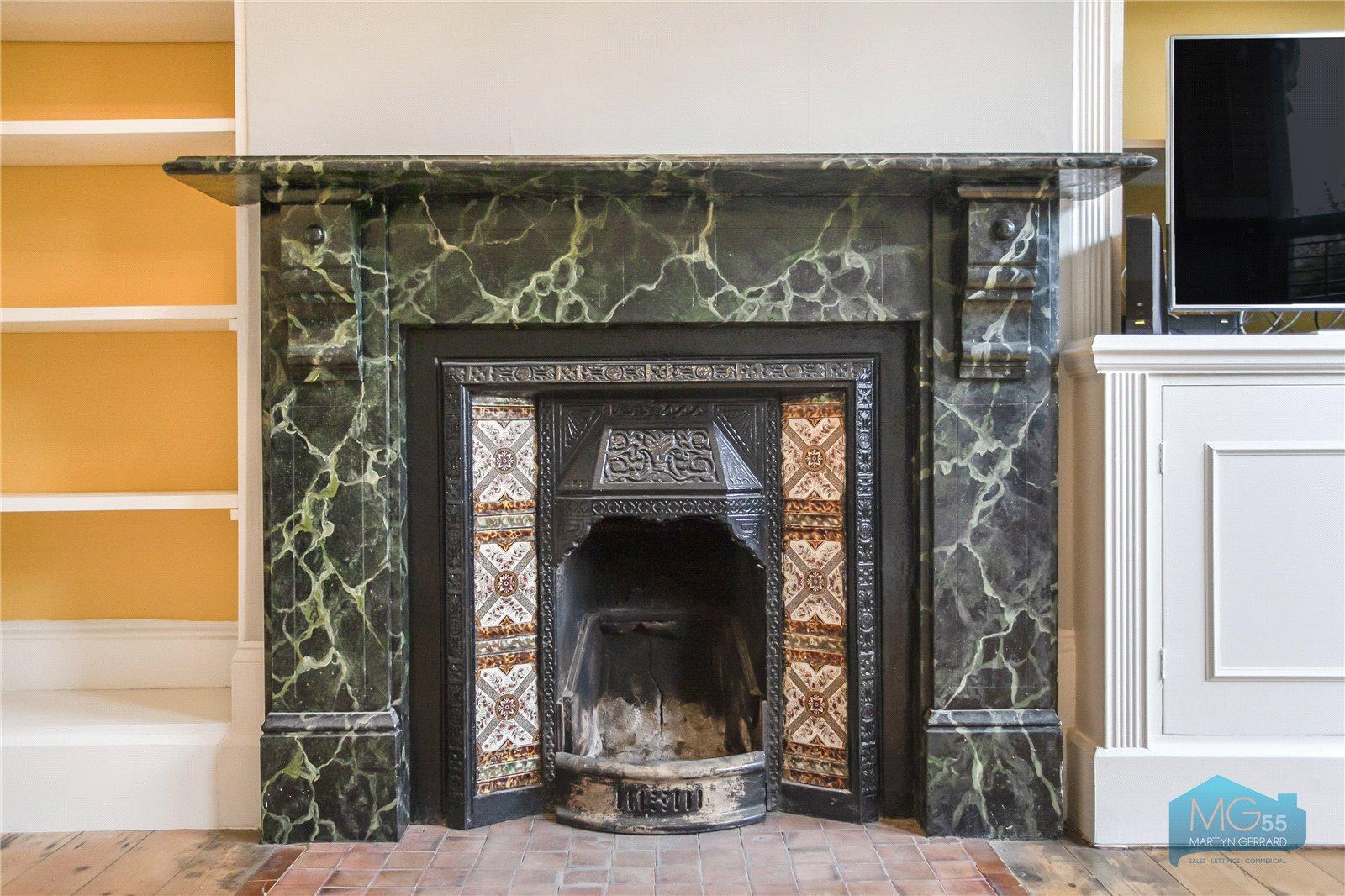 1 bedroom Ground Floor Flat to rent - Martyn Gerrard