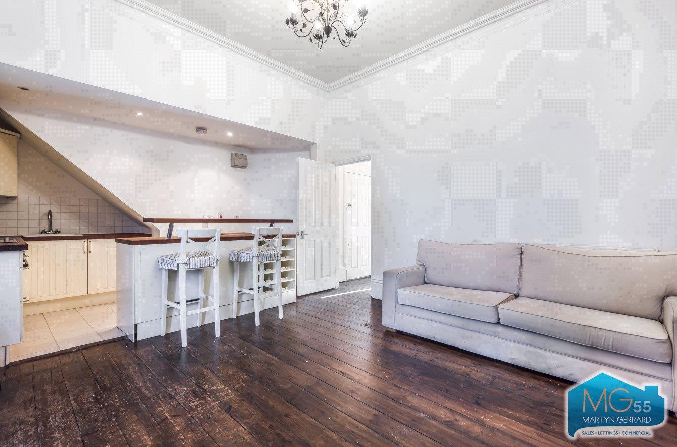 1 bedroom Apartment to rent - Martyn Gerrard