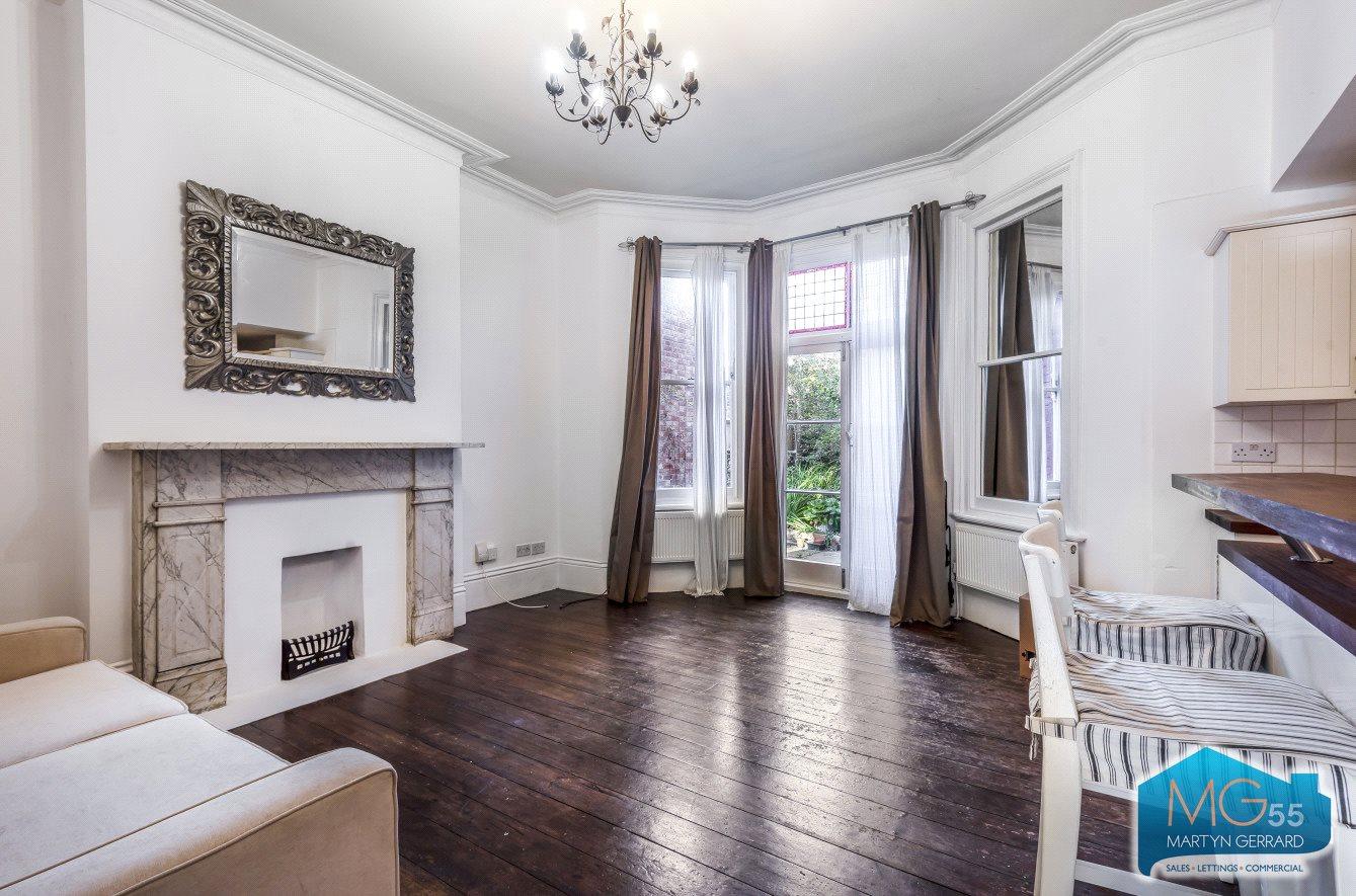 1 bedroom Apartment to rent - Martyn Gerrard