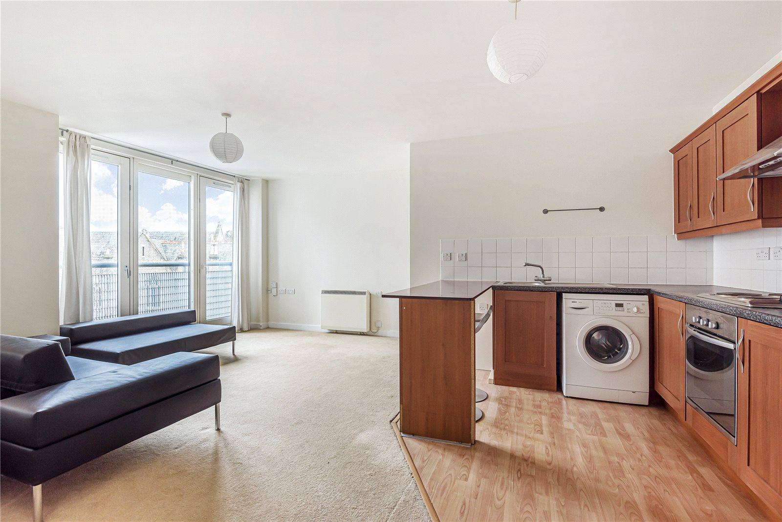 1 bedroom Apartment to rent - Martyn Gerrard