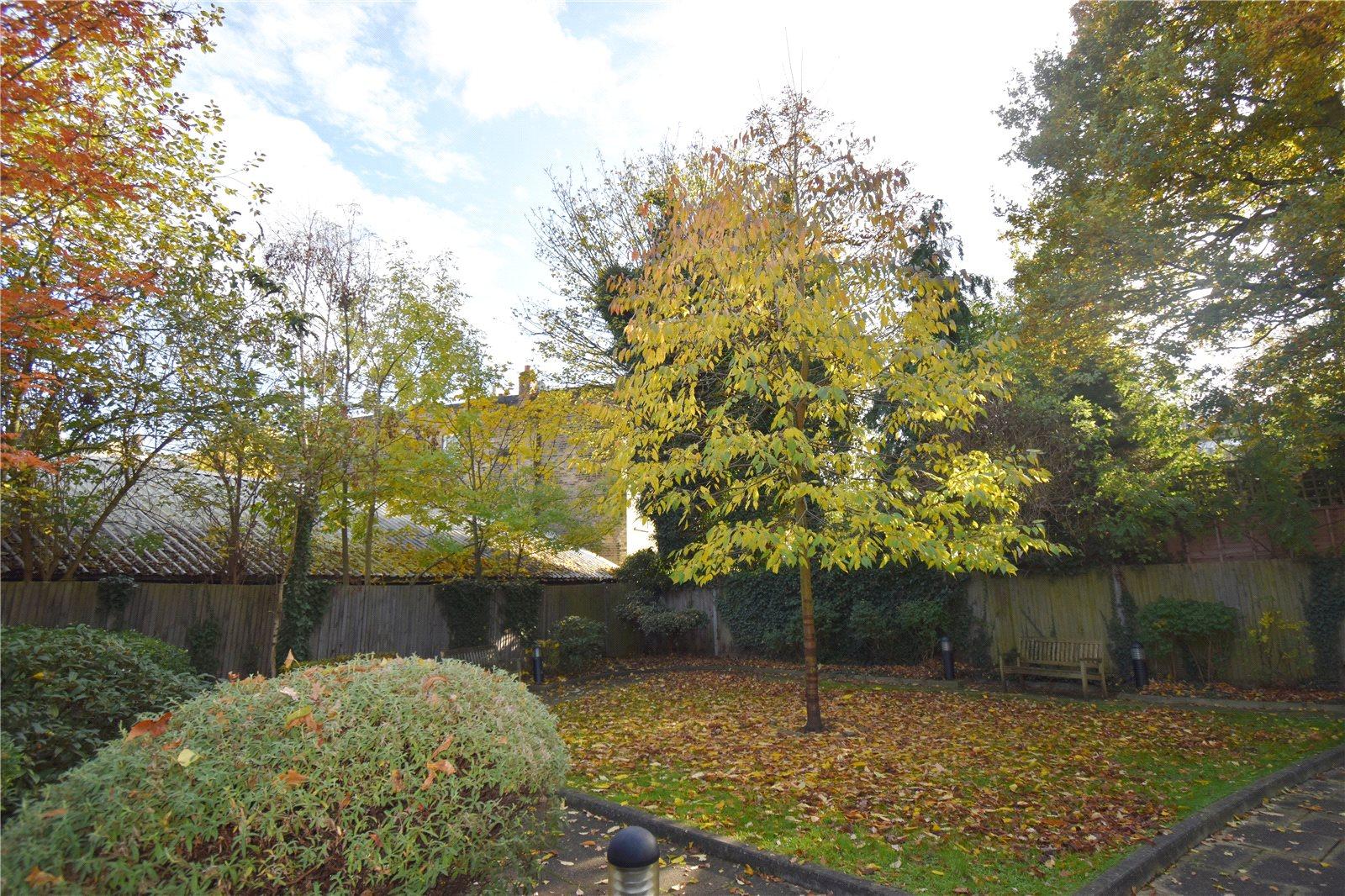 1 bedroom Apartment to rent - Martyn Gerrard