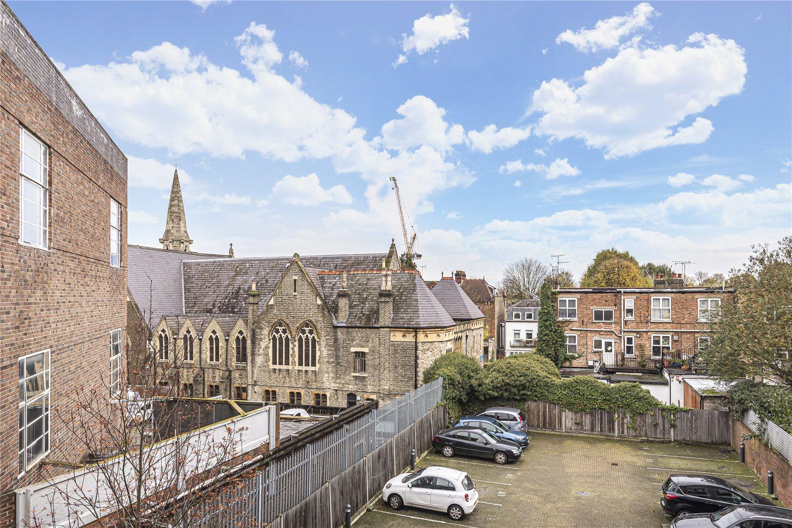 1 bedroom Apartment to rent - Martyn Gerrard