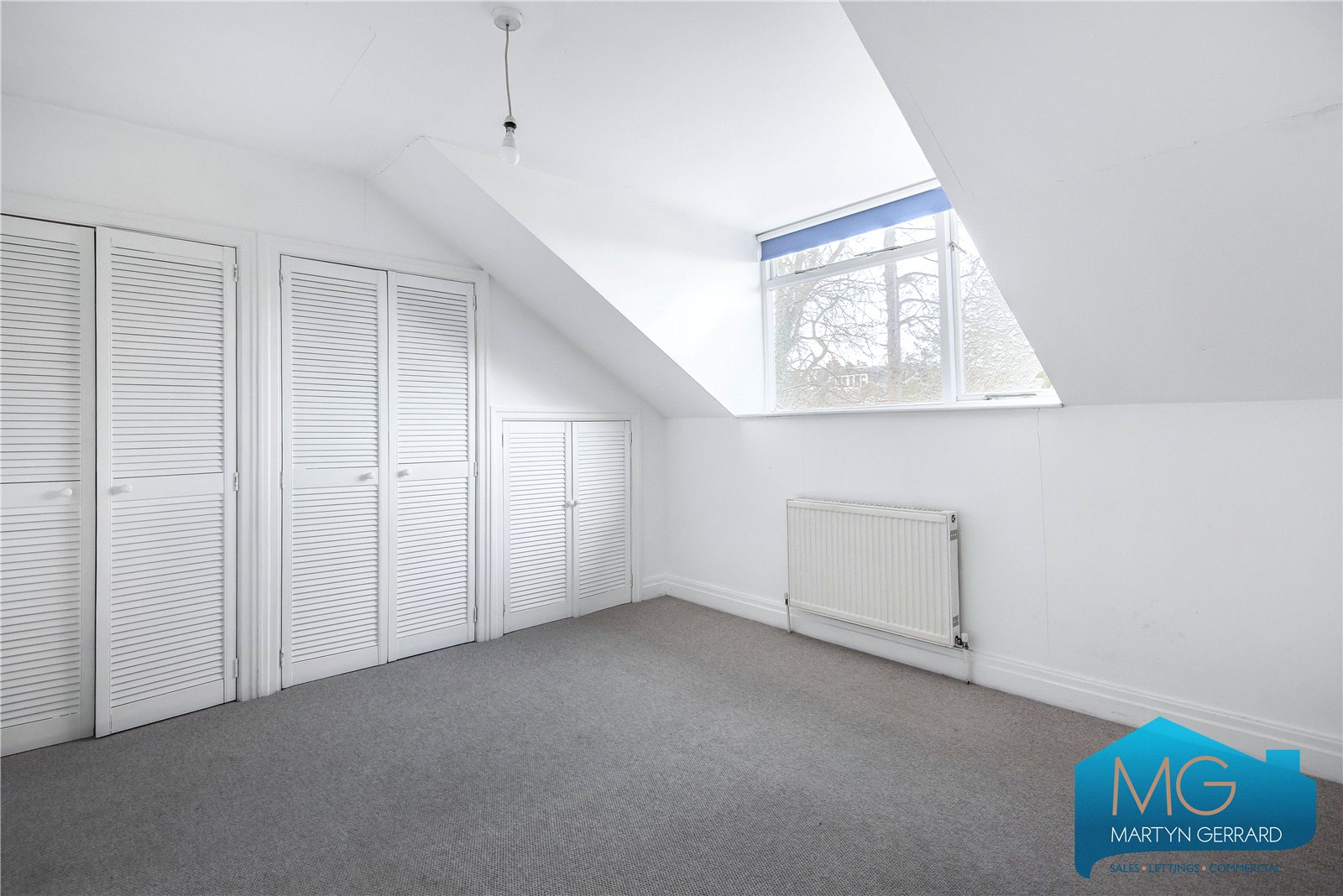 3 bedroom Semi-Detached House to rent - Martyn Gerrard