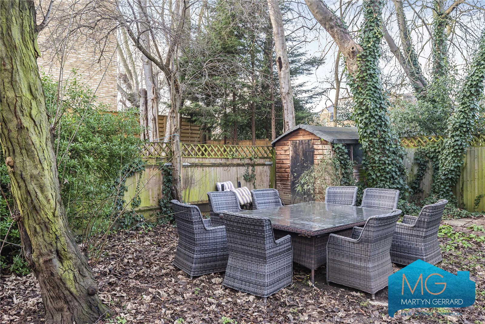 3 bedroom Semi-Detached House to rent - Martyn Gerrard