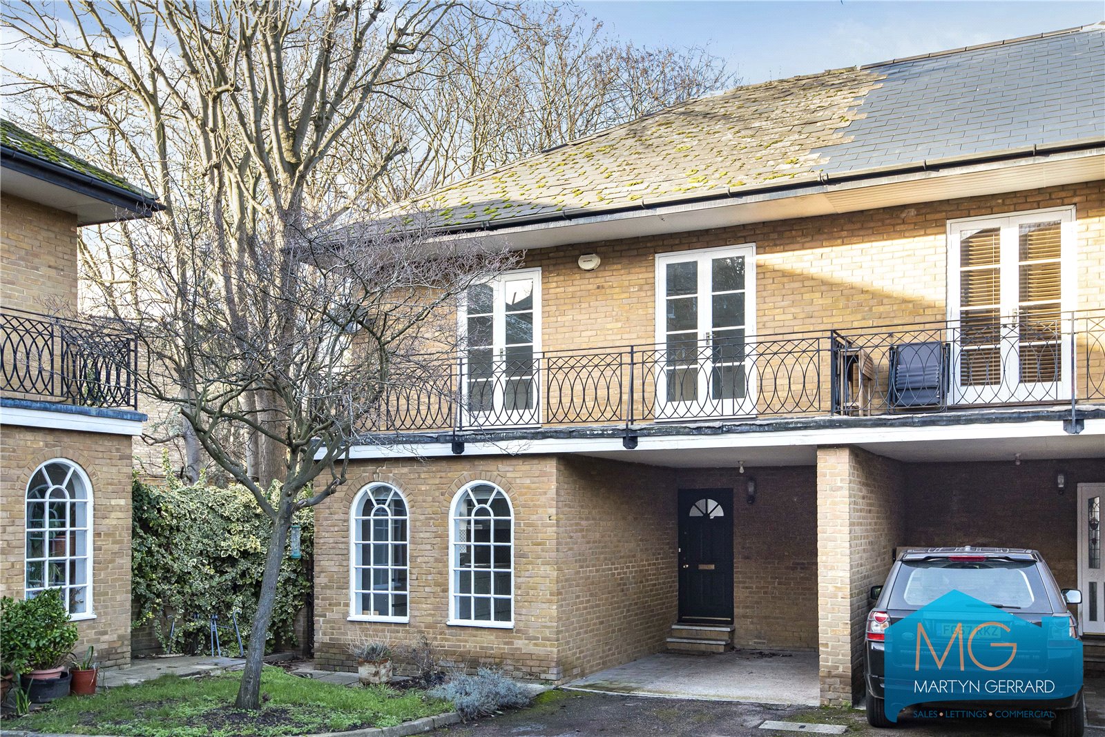 Haringey Park, Crouch End, London, N8+  - Martyn Gerrard
