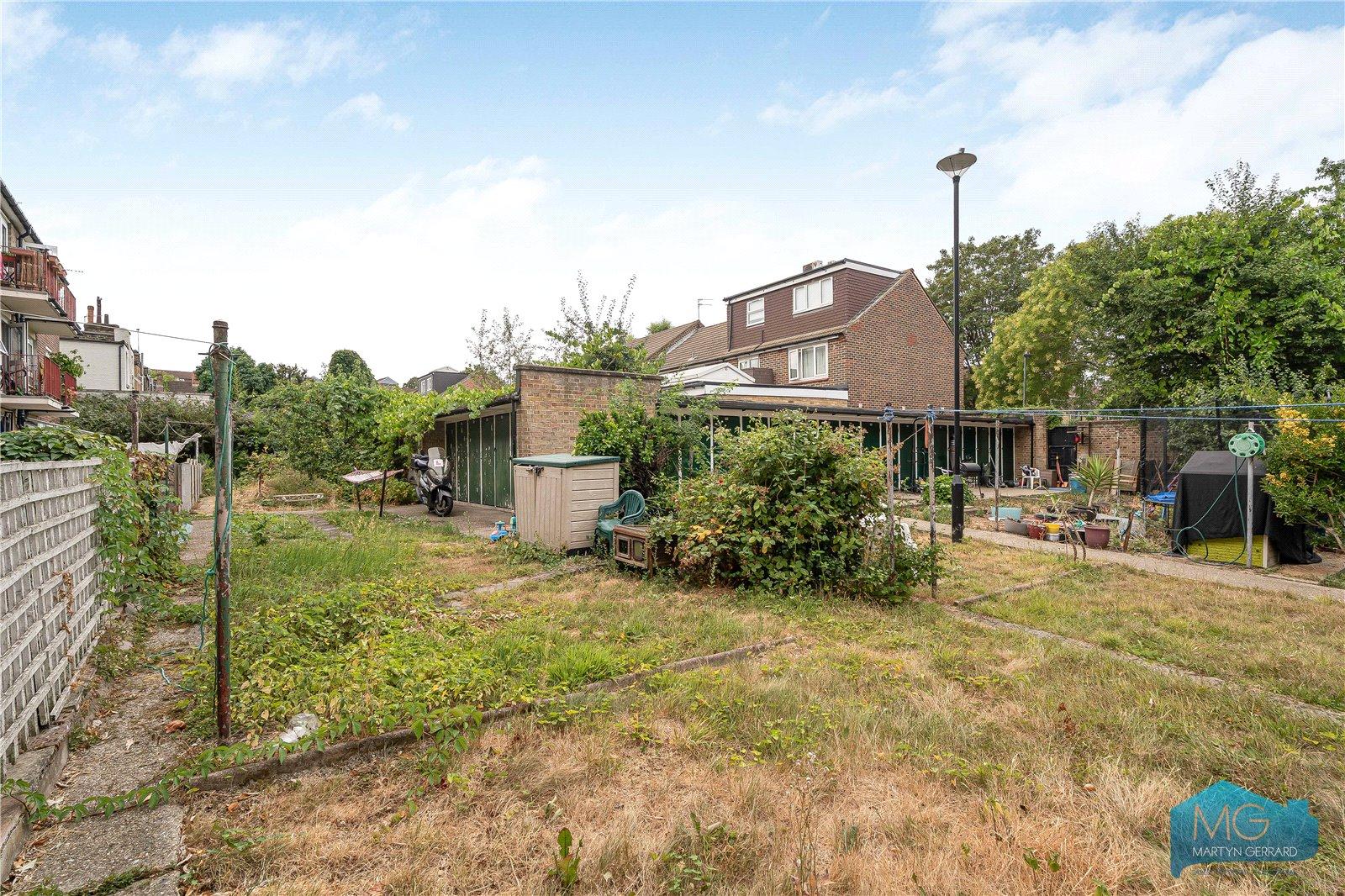 1 bedroom Apartment for sale - Martyn Gerrard