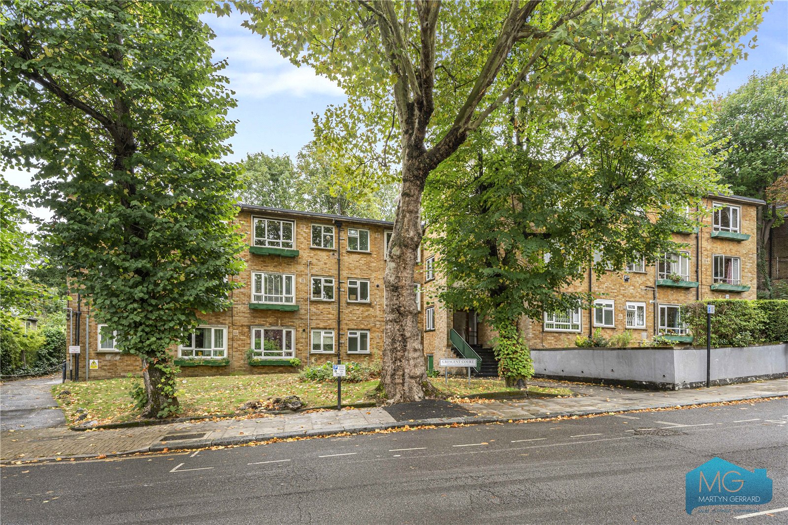 1 bedroom Apartment for sale - Martyn Gerrard