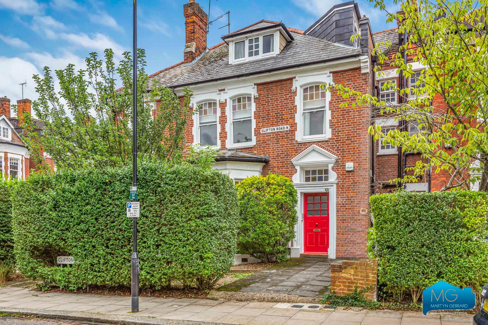 2 bedroom Apartment to rent - Martyn Gerrard