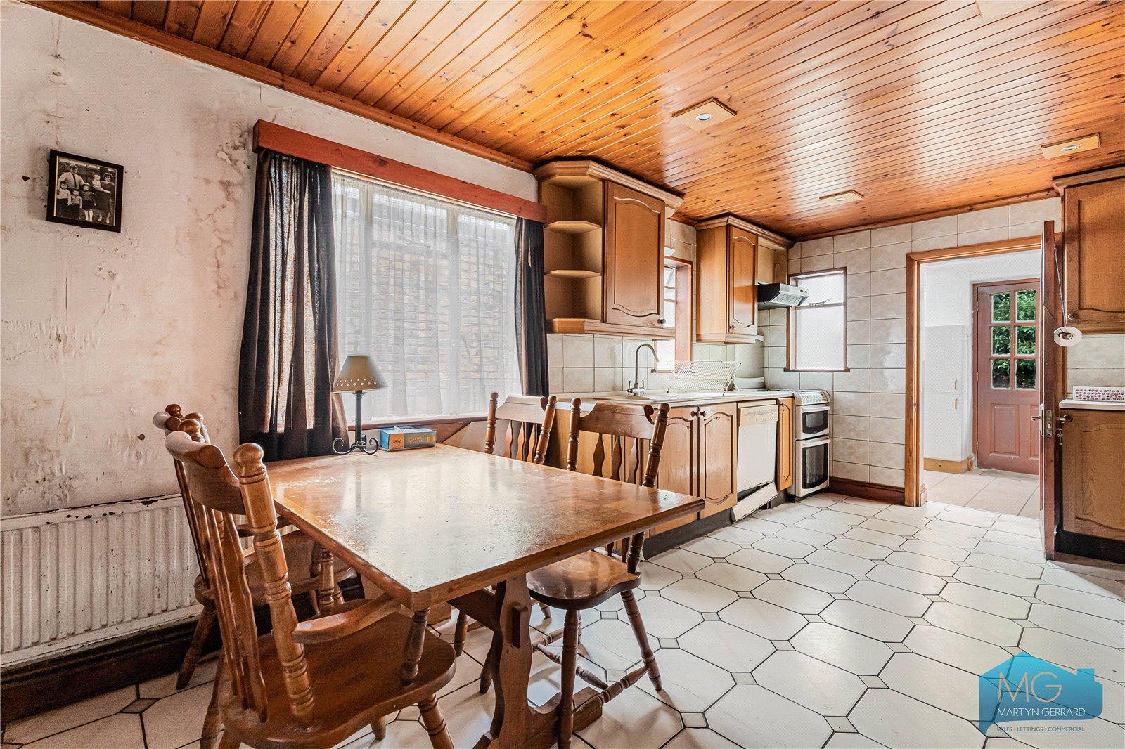 6 bedroom Terraced House for sale - Martyn Gerrard