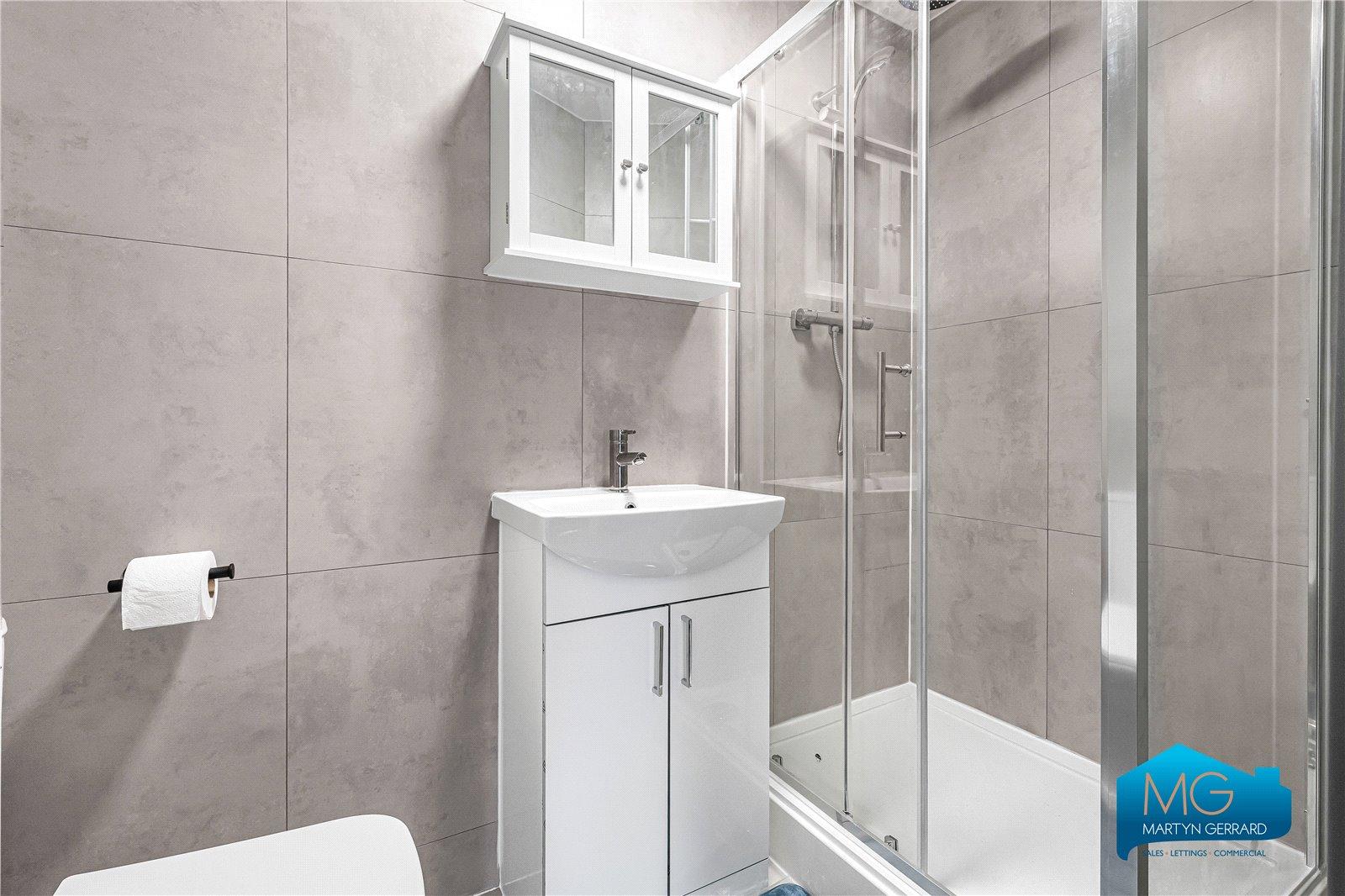 6 bedroom End of Terrace House to rent - Martyn Gerrard