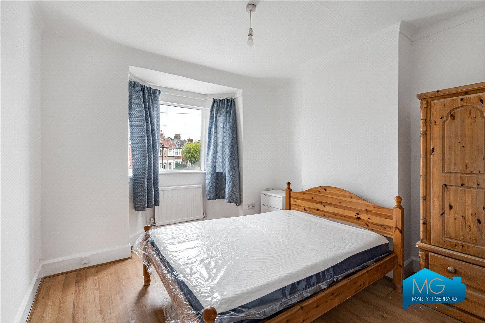 6 bedroom End of Terrace House to rent - Martyn Gerrard