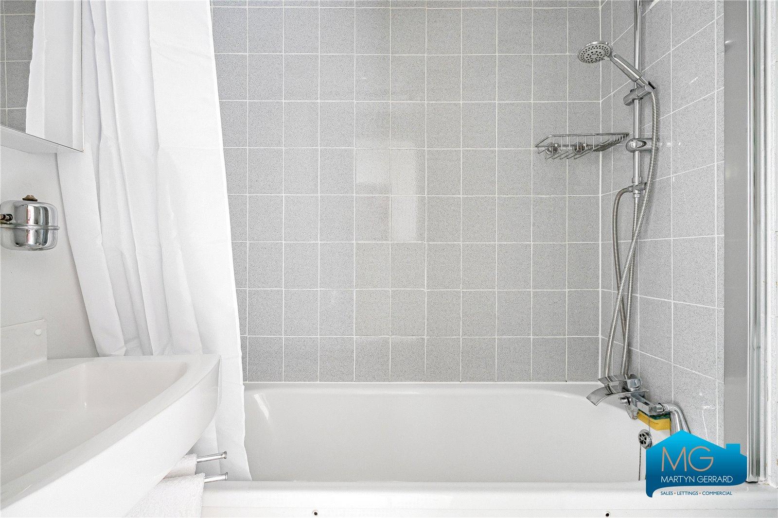 1 bedroom Apartment to rent - Martyn Gerrard