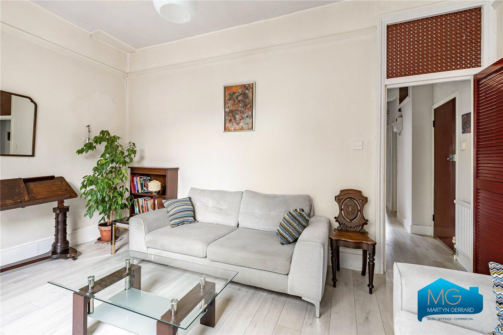 1 bedroom Apartment to rent - Martyn Gerrard